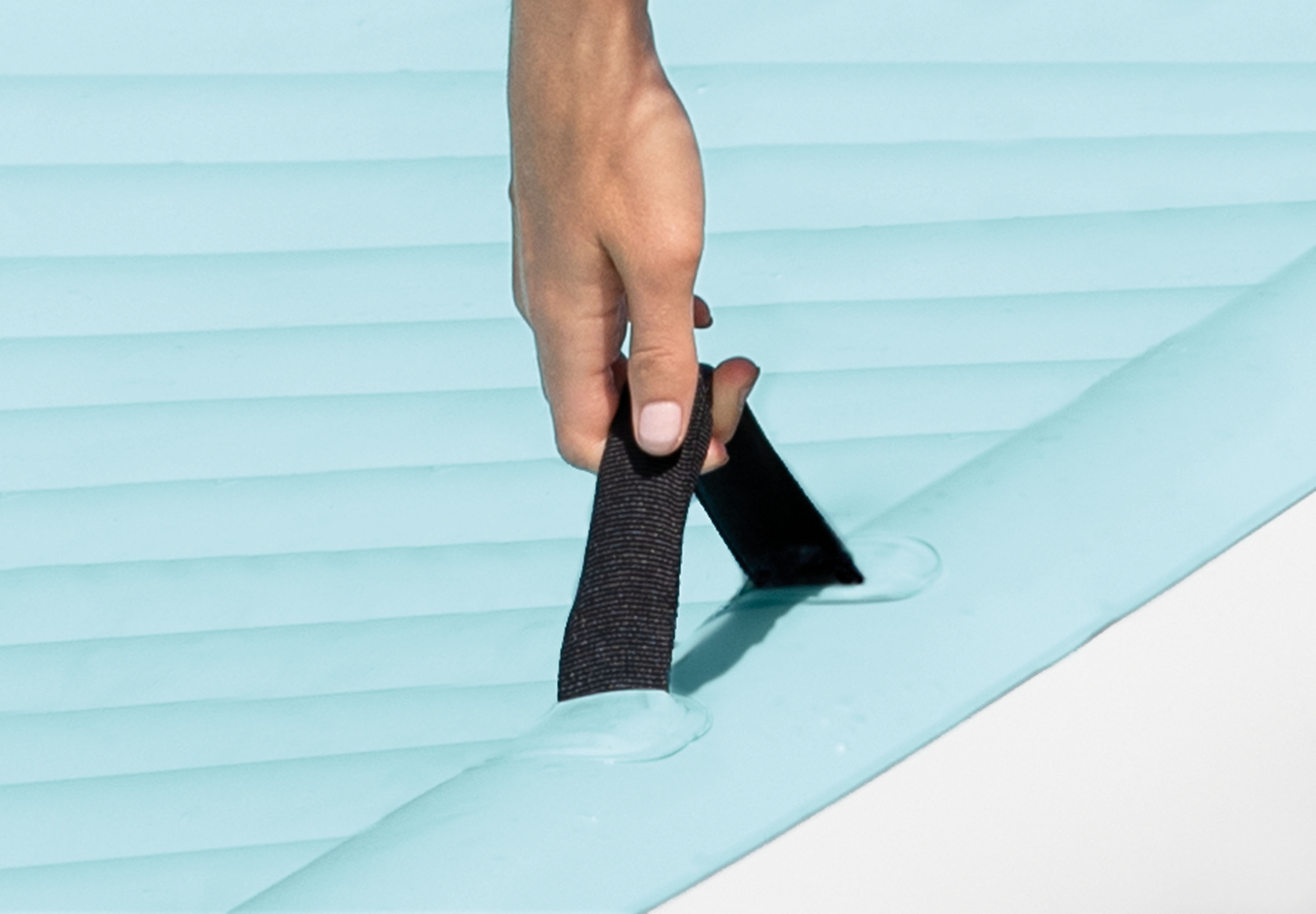 56289_inuse2_2023_300